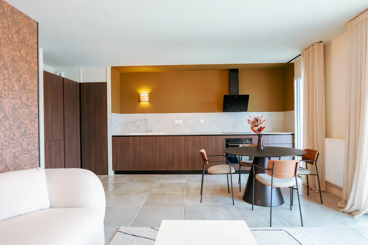 Photo d'intérieur soignée utilisée pour illustrer un site internet d'entreprise